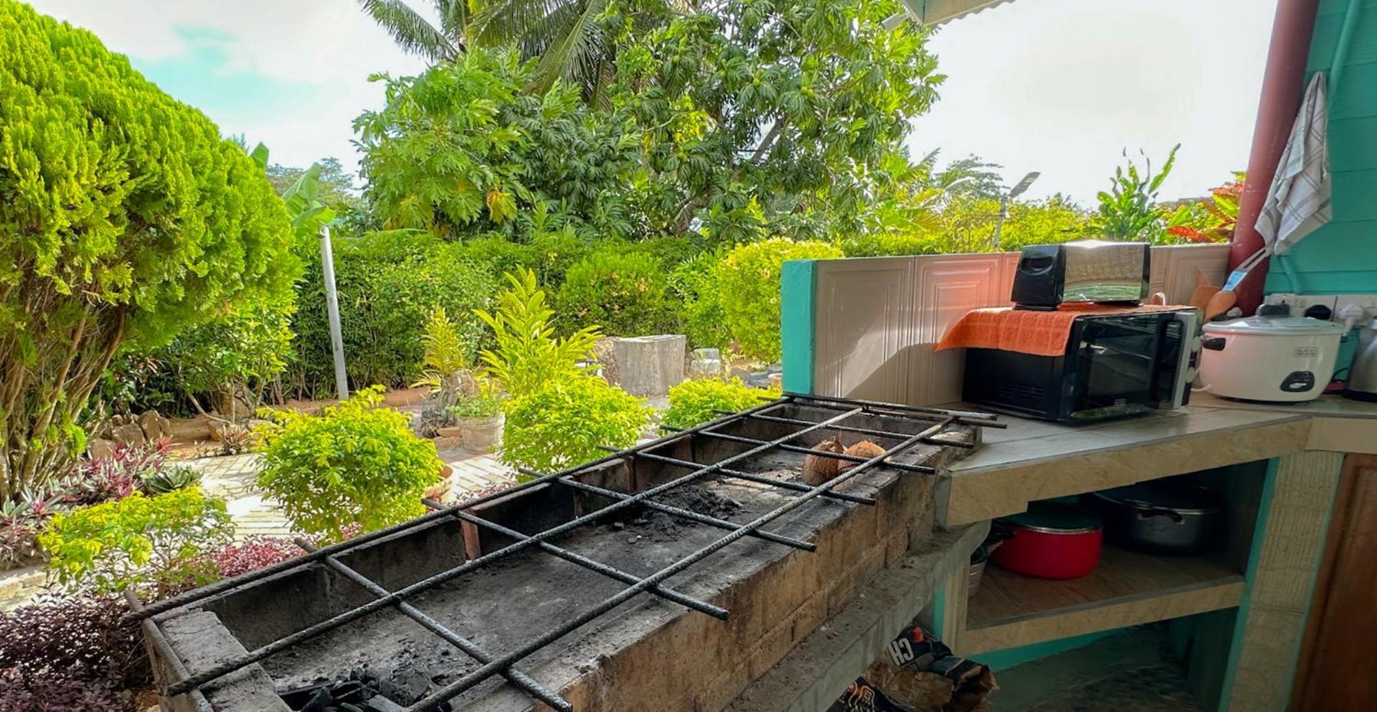 Bwaver Cottage ลาดิก ภายนอก รูปภาพ