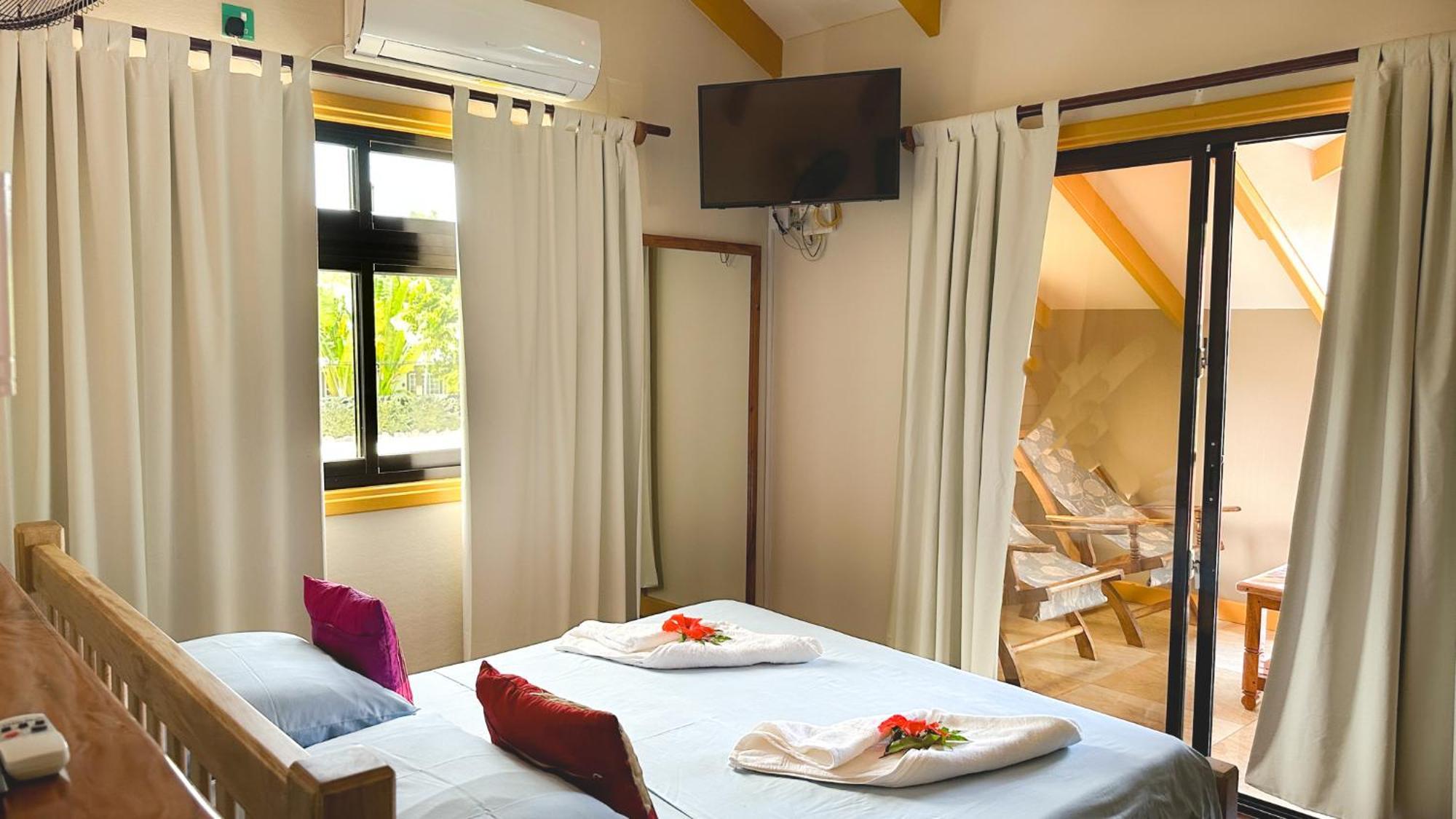 Bwaver Cottage ลาดิก ภายนอก รูปภาพ