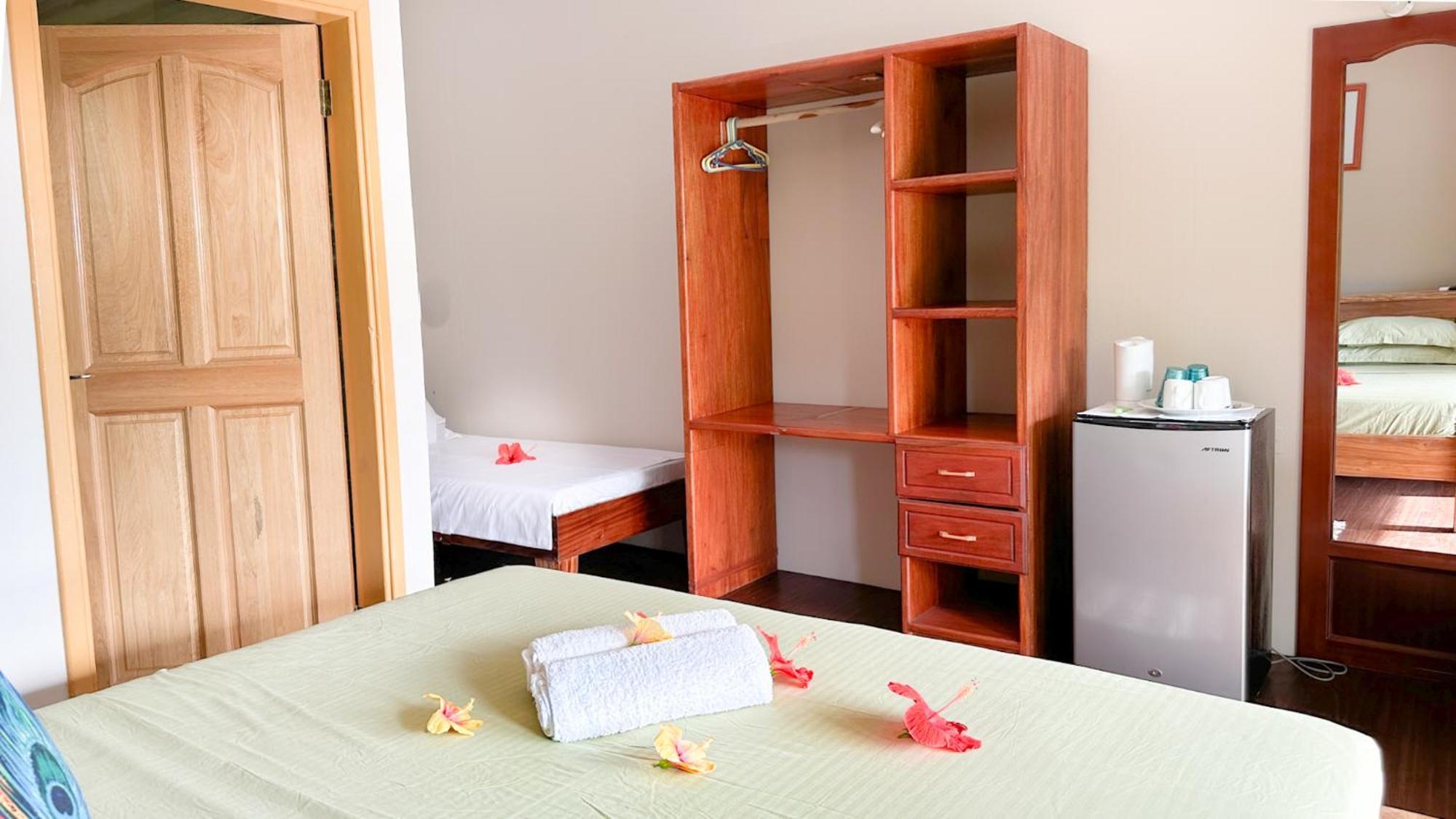 Bwaver Cottage ลาดิก ภายนอก รูปภาพ