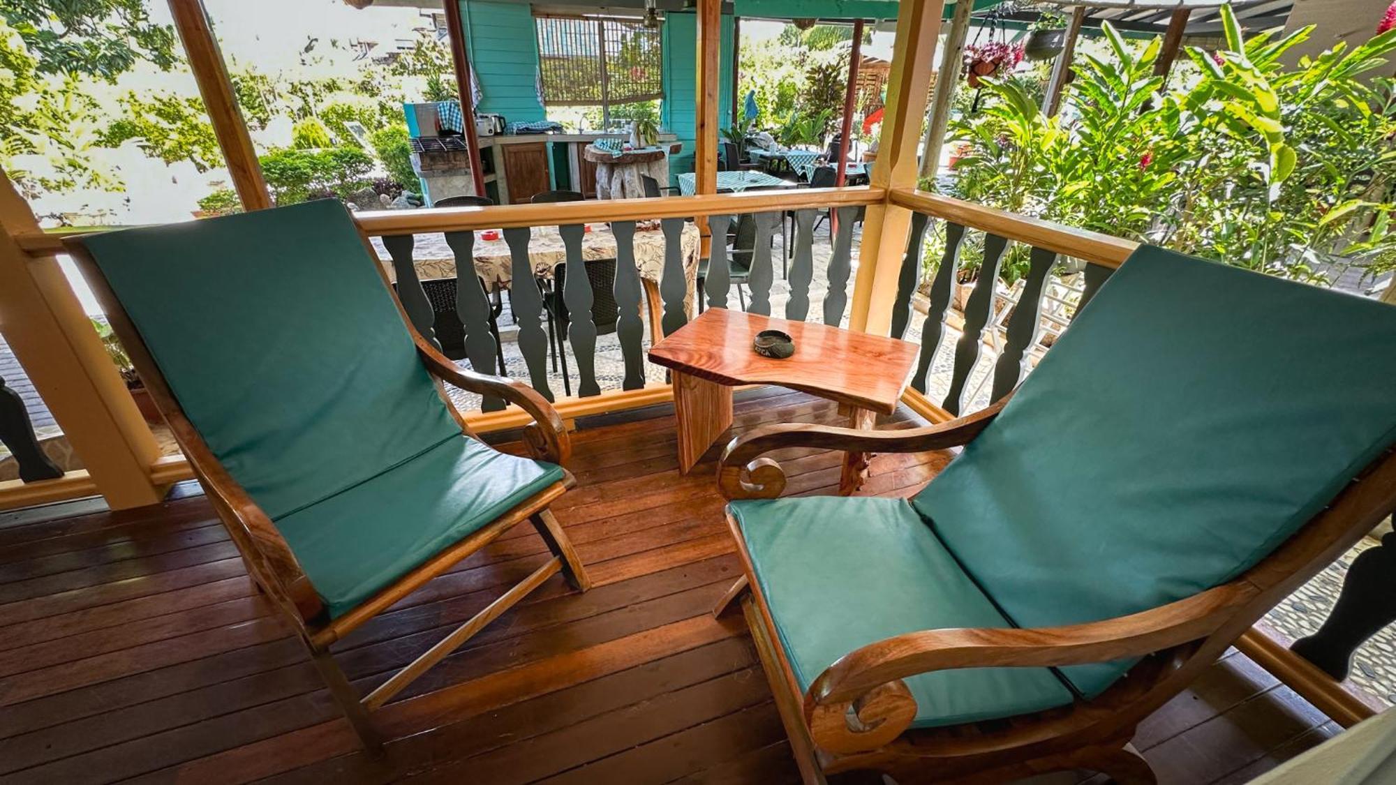 Bwaver Cottage ลาดิก ภายนอก รูปภาพ